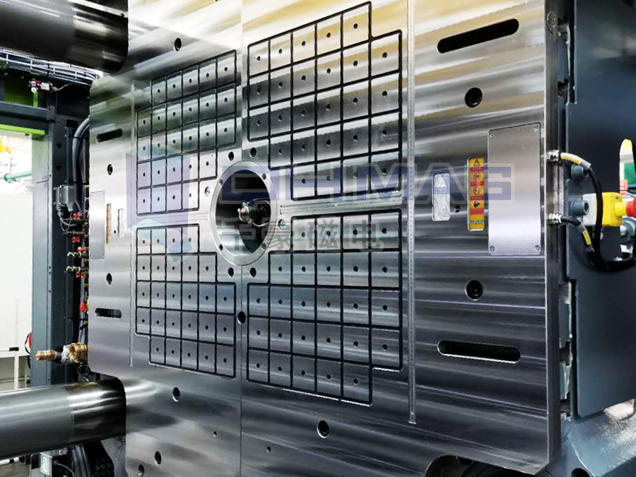 恩格爾贏泰1350T注塑機(jī)磁力模板