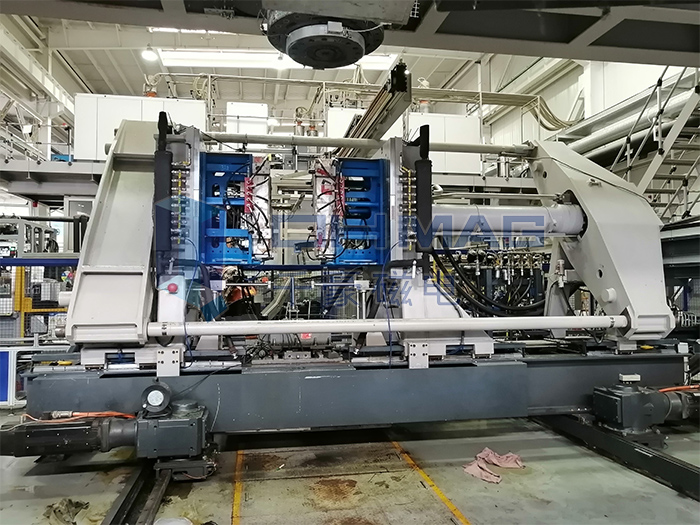 磁力模板換模：注塑機效率革命背后的技術(shù)突圍與成本解構(gòu)